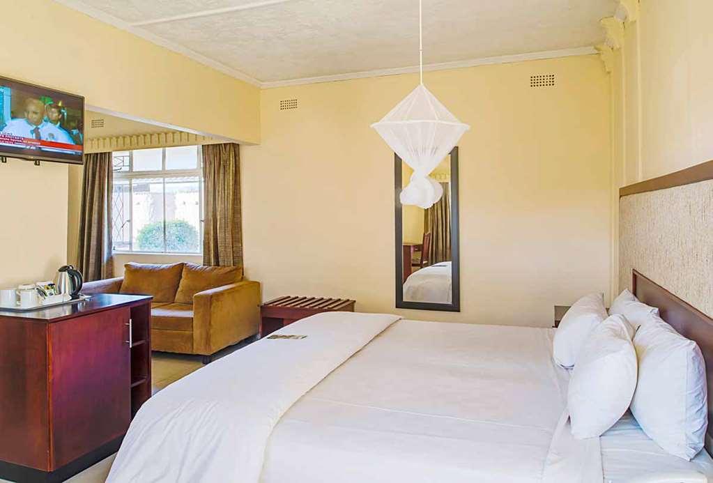 Kadoma Hotel & Conference Centre Bilik gambar