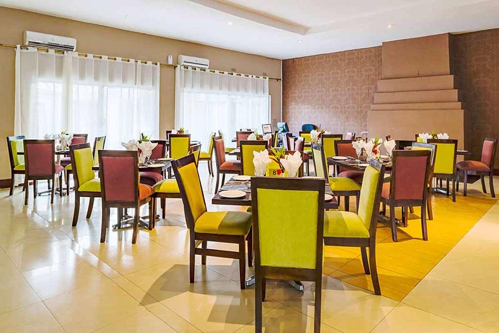 Kadoma Hotel & Conference Centre Restoran gambar