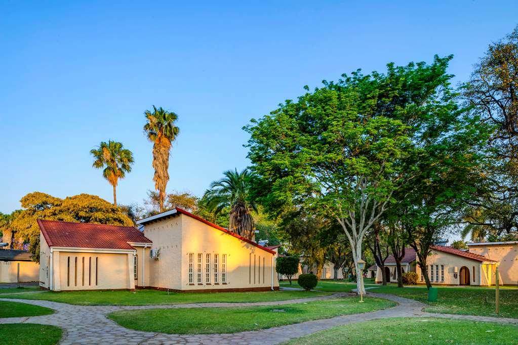 Kadoma Hotel & Conference Centre Luaran gambar